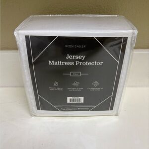Mattress protector full size